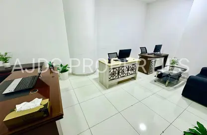 مكتب - غرفة نوم - 1 حمام للايجار في الفجر كومبلكس - عود ميثاء - بر دبي - دبي مكتب - غرفة نوم - 1 حمام للايجار في الفجر كومبلكس - عود ميثاء - بر دبي - دبي