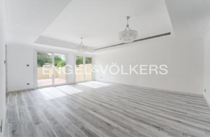 Villa - 3 Bedrooms - 3 Bathrooms for rent in Springs 4 - The Springs - Dubai