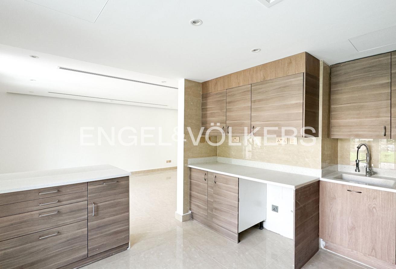 Available Now | Converted 4M | Fully Upgraded Throughout photo 6