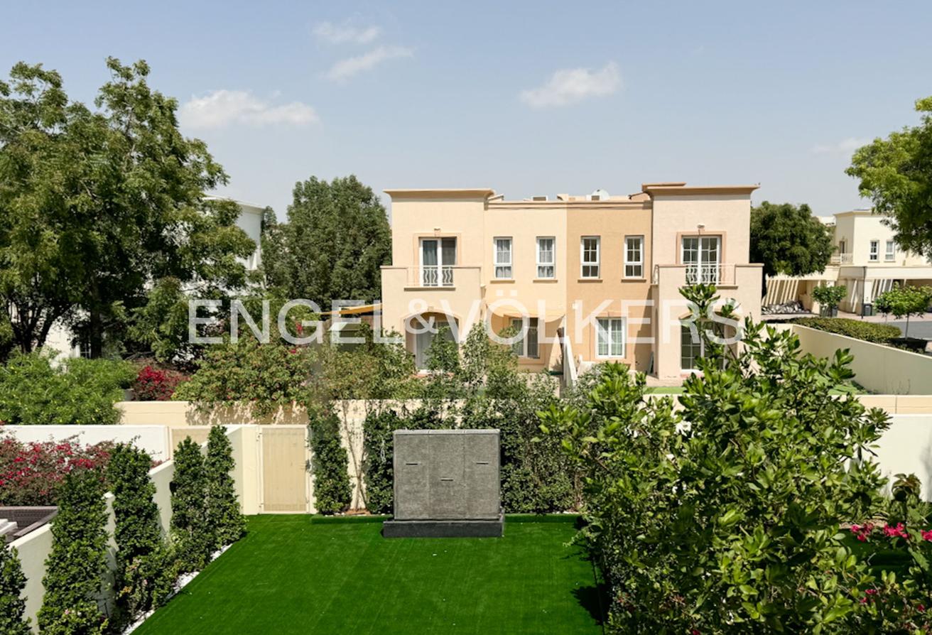 Available Now | Converted 4M | Fully Upgraded Throughout photo 17