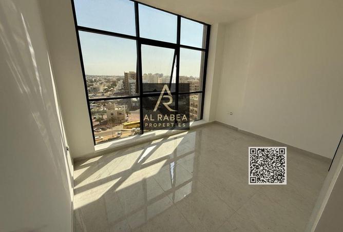 72719856 - Property Image 2