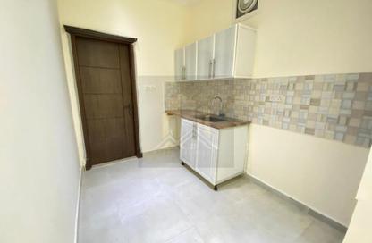 Apartment - Studio - 1 Bathroom for rent in Khalifa City A Villas - Khalifa City A - Khalifa City - Abu Dhabi