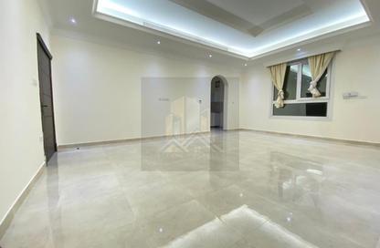 Apartment - Studio - 1 Bathroom for rent in Khalifa City A Villas - Khalifa City A - Khalifa City - Abu Dhabi