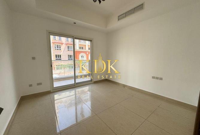 76568813 - Property Image 3