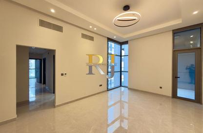 Apartment - 2 Bedrooms - 3 Bathrooms for rent in Al Jadaf Building - Al Jaddaf - Dubai