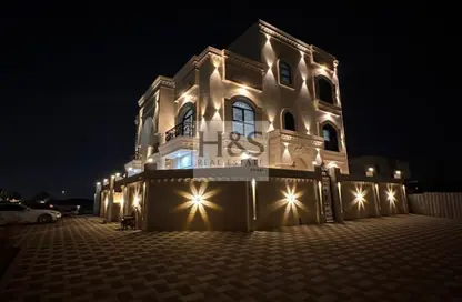 فيلا - 6 غرف نوم - 8 حمامات للبيع في الزاهية جاردنز - الزاهية - عجمان