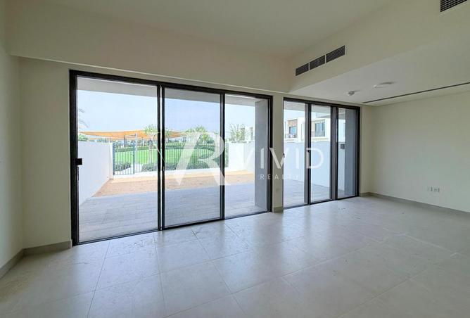 76974007 - Property Image 2