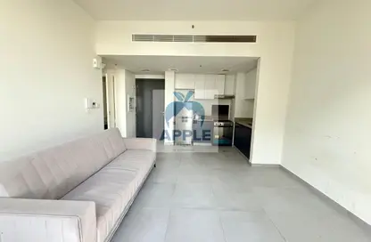 شقة - غرفة نوم - 2 حمامات للايجار في ذا لينك - إيست فييليدج - الجادة - الشارقة