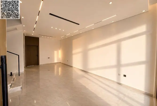156242285 - Property Image 3