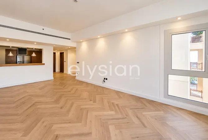 156928140 - Property Image 2