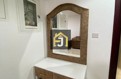 Apartment - Studio - 1 for rent in Ajman Corniche Road - Ajman Apartment - Studio - 1 for rent in Ajman Corniche Road - Ajman