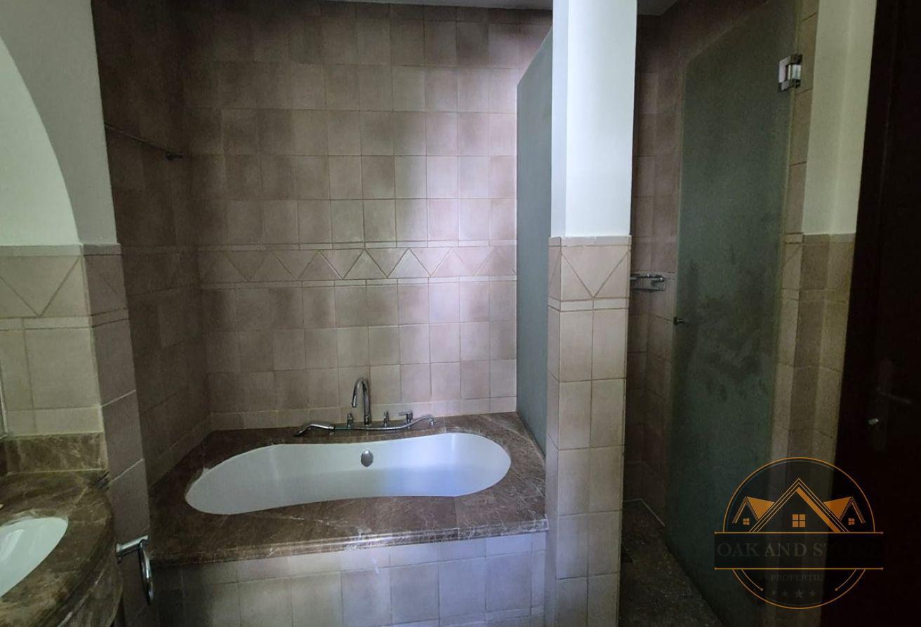 Vacant | 4BHK Villa + Maid's | Prime Location photo 25