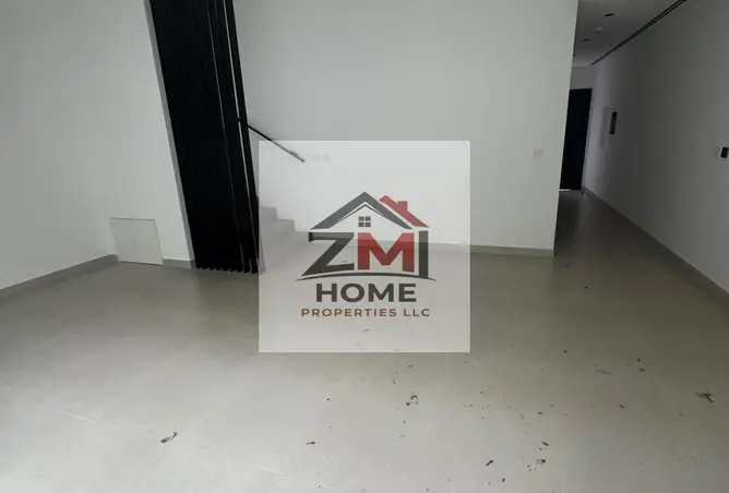 73881737 - Property Image 3