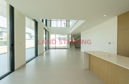 Villa - 4 - 6 for rent in Farm Gardens - The Valley - Dubai