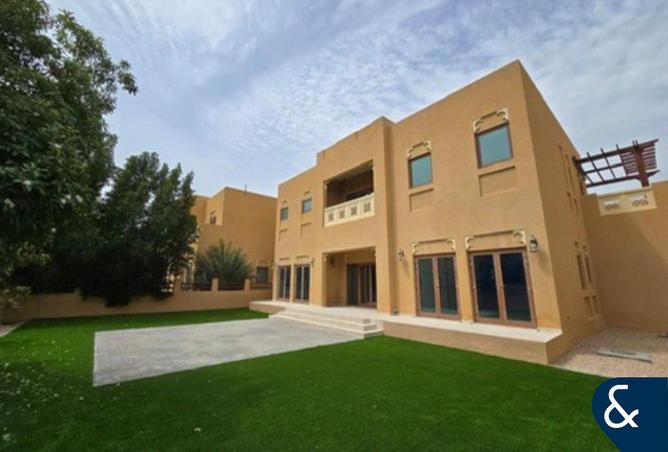 74261240 - Property Image 2