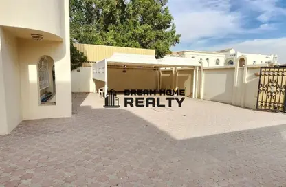 Apartment - 4 Bedrooms - 5 Bathrooms for rent in Sharqan - Al Heerah - Sharjah