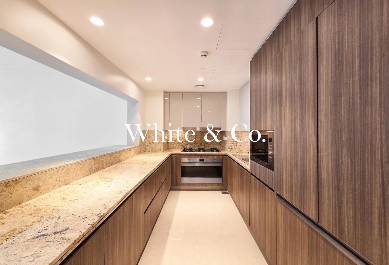 Brand New Building | Burj View | Maids photo 7