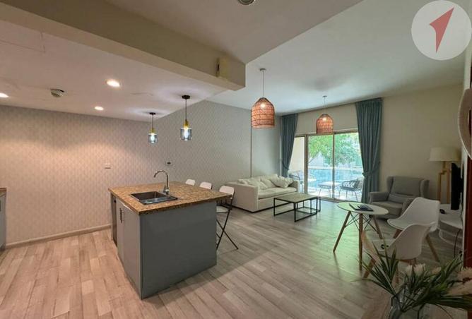 Furnished and upgraded | Garden view | Low floor photo 3
