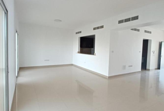114175344 - Property Image 3