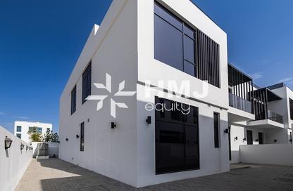 Villa - 6 - 7 for rent in Jumeirah 1 Villas - Jumeirah 1 - Jumeirah - Dubai