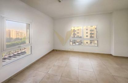 Apartment - 1 Bedroom - 2 Bathrooms for sale in Al Thamam 49 - Al Thamam - Remraam - Dubai Land - Dubai