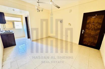 Apartment - Studio - 1 Bathroom for rent in Muwailih Building - Muwaileh - Sharjah