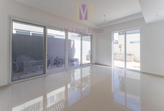 64403515 - صورة العقار 2