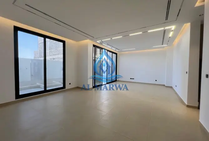 164608604 - Property Image 2