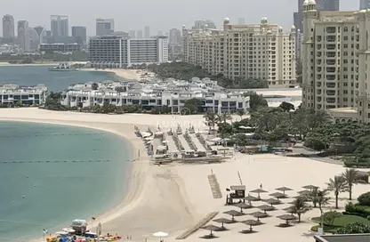 Apartment - 2 Bedrooms - 3 Bathrooms for rent in Amber - Tiara Residences - Palm Jumeirah - Dubai