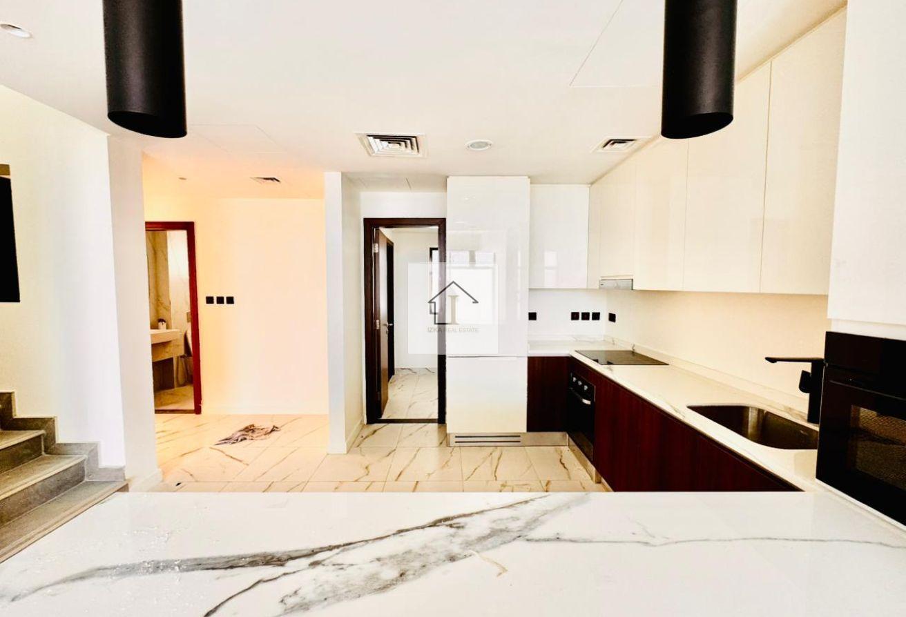 Spacious Layout | Well Maintained | Keys In Hand photo 6