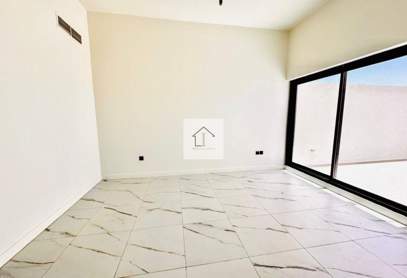 Spacious Layout | Well Maintained | Keys In Hand photo 14