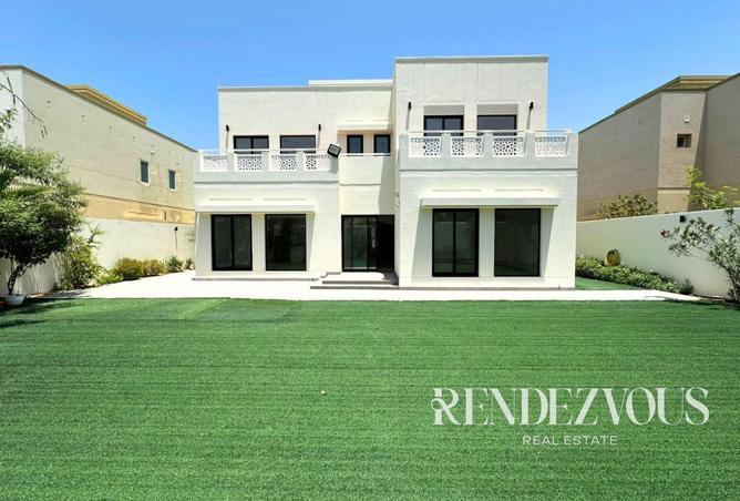 102833054 - Property Main Image
