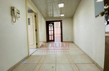 Apartment - 3 Bedrooms - 4 Bathrooms for rent in Golden Tower - Khalidiya Street - Al Khalidiya - Abu Dhabi Apartment - 3 Bedrooms - 4 Bathrooms for rent in Golden Tower - Khalidiya Street - Al Khalidiya - Abu Dhabi
