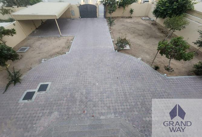 67448733 - Property Image 2