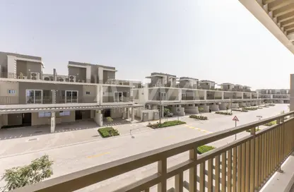 تاون هاوس - 3 غرف نوم - 3 حمامات للايجار في كاميليا - داماك هيلز 2 - دبي