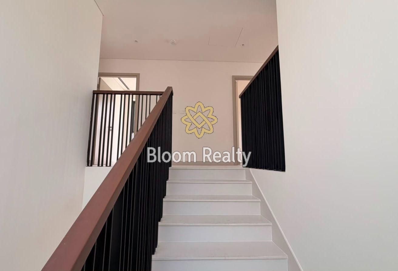 Golf Course View | Brand New 5BR + Maid photo 9