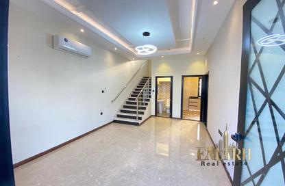 Villa - 3 - 4 for rent in Al Yasmeen 1 - Al Yasmeen - Ajman