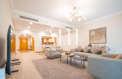 Apartment - 2 Bedrooms - 4 Bathrooms for rent in Al Hallawi - Shoreline Apartments - Palm Jumeirah - Dubai