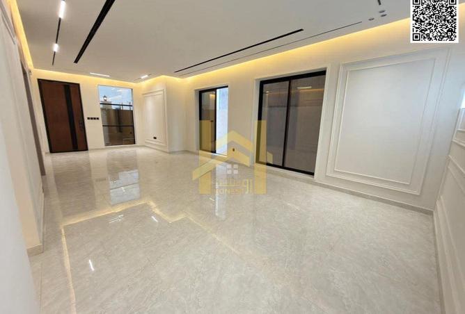 77807477 - Property Image 3