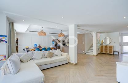Villa - 3 Bedrooms - 3 Bathrooms for sale in Springs 3 - The Springs - Dubai