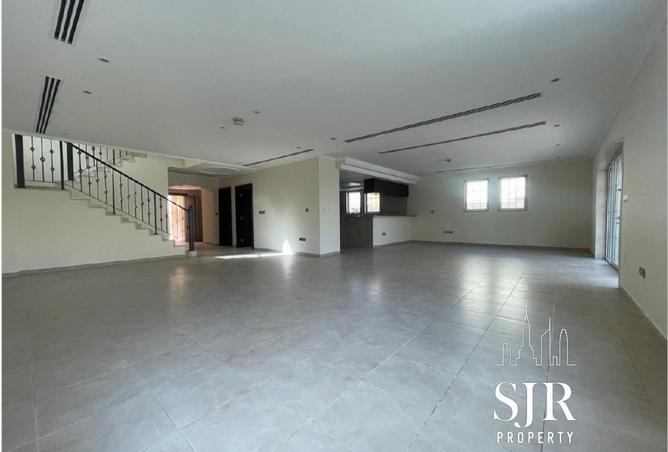 68674108 - Property Main Image