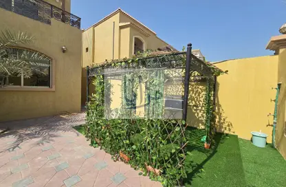 فيلا - 5 غرف نوم - 7 حمامات للبيع في 1 المويهات - المويهات - عجمان