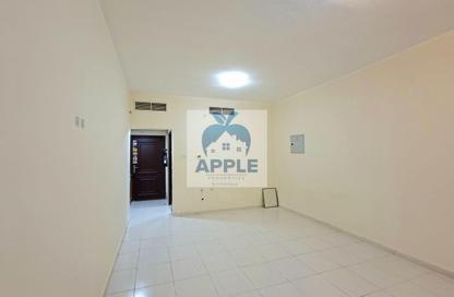 Apartment - Studio - 1 Bathroom for rent in Muwailih Building - Muwaileh - Sharjah