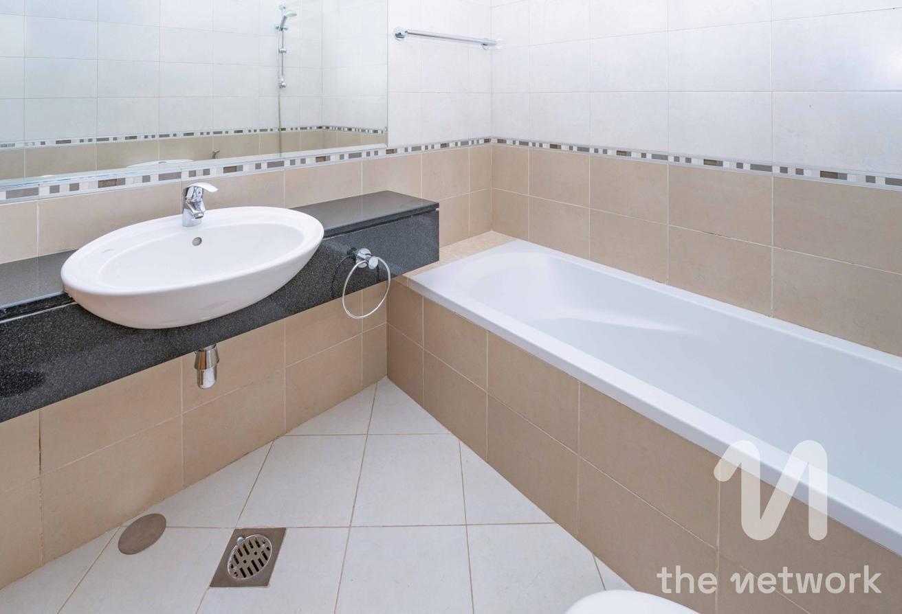 Spacious 3 Bedroom | Prime Location | Large Layout photo 13