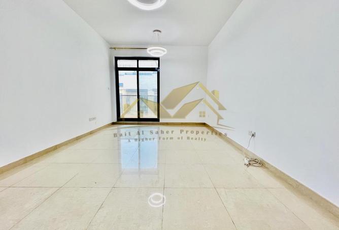 62064389 - Property Image 3