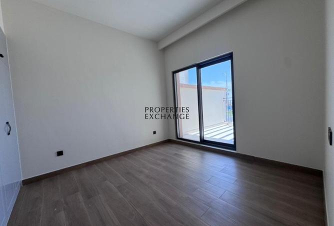 121995078 - Property Image 3