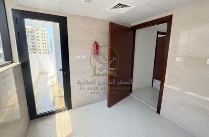 Apartment - 1 Bedroom - 2 Bathrooms for rent in Al Mamzar - Al Mamzar - Sharjah - Sharjah