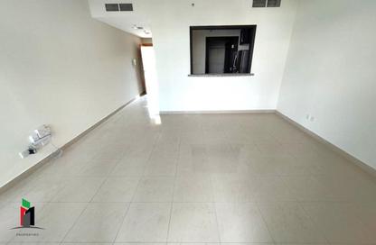 Apartment - Studio - 1 for rent in The Links Canal Apartments - The Links - The Views - Dubai