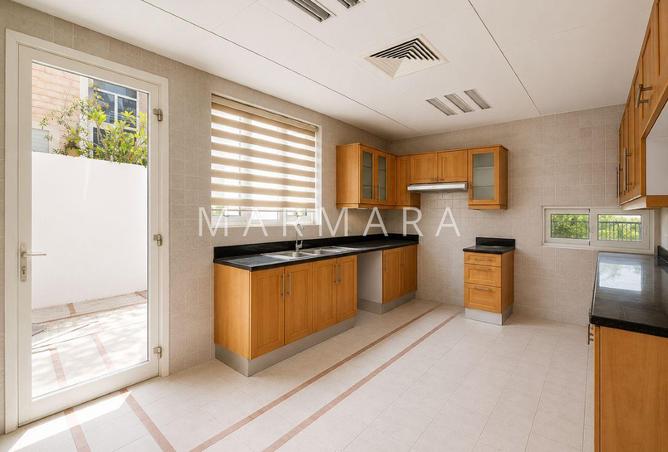 94861331 - Property Image 3
