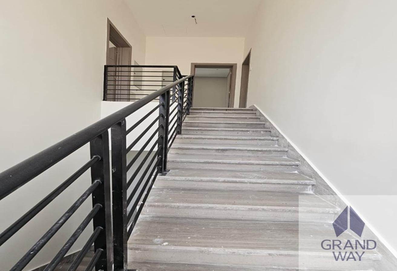 Well-Maintained 4BR Villa | Spacious I Great Value photo 6